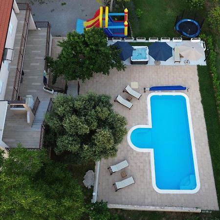 Casa di Oliva-villa with private pool in nature, Dalmatia Trilj Esterno foto